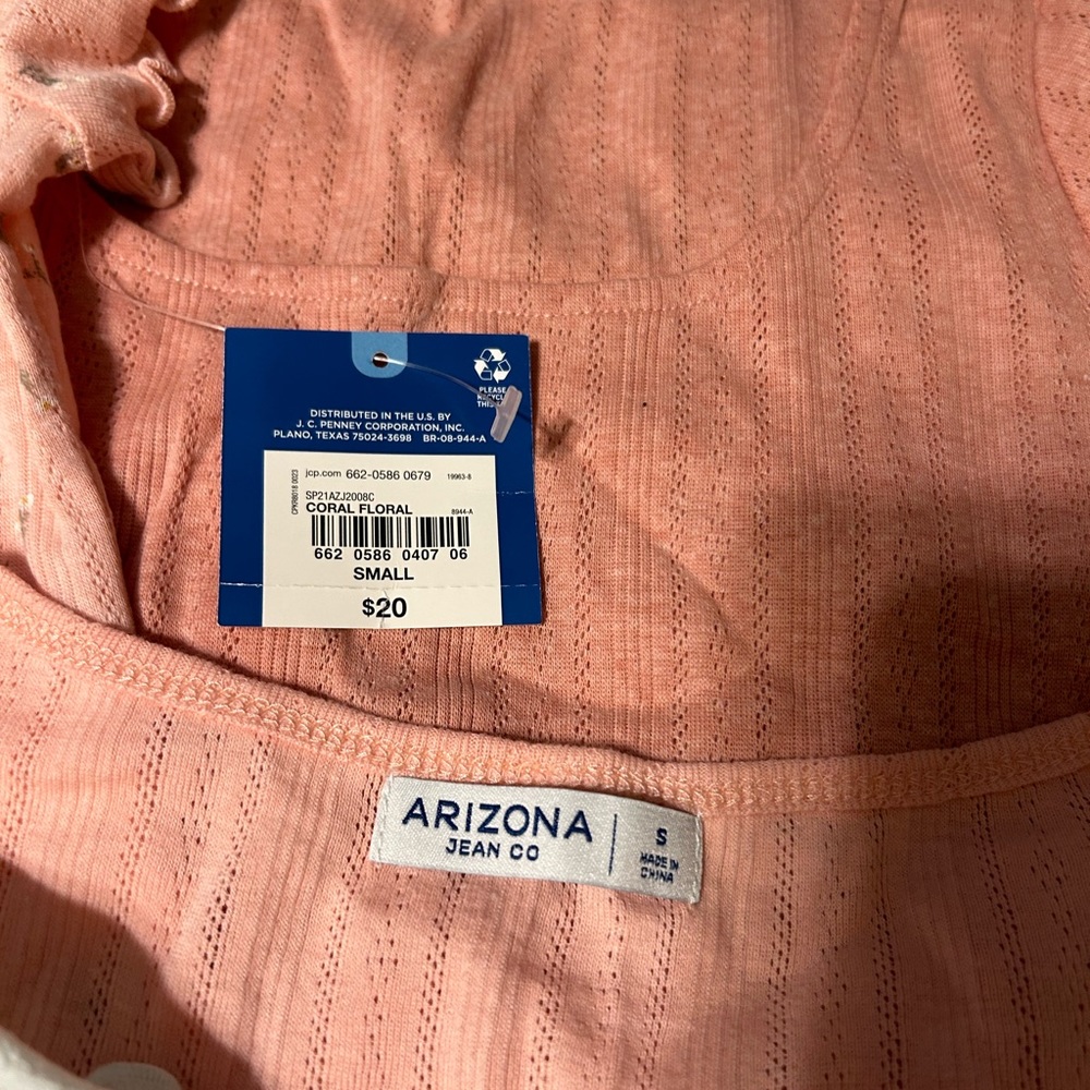 Crop Tee Bundle - Picture 3 of 4